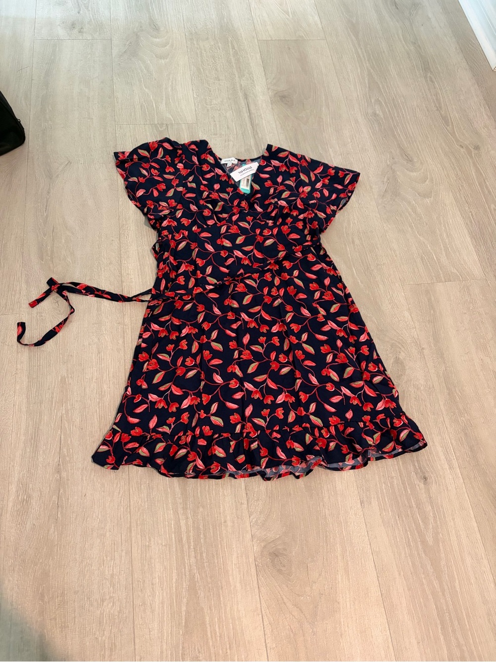 NWT Gilli Navy Mini Dress with Red Floral Print